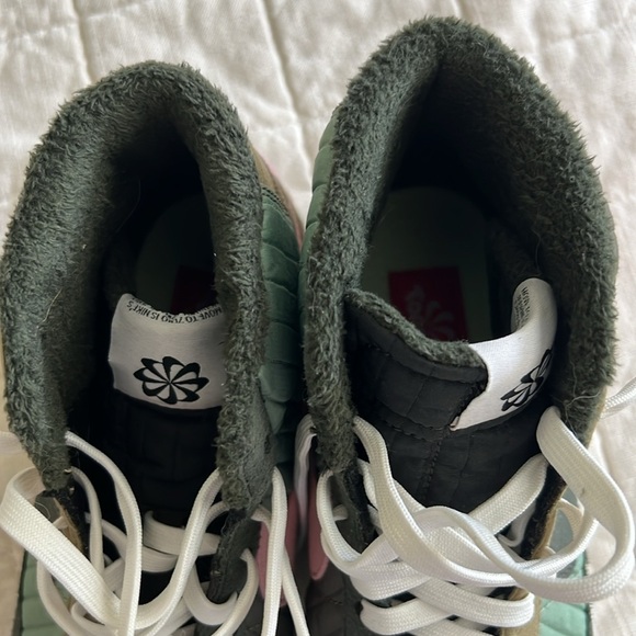 Men’s Blazer Mid Toasty Sneakers - Picture 6 of 9